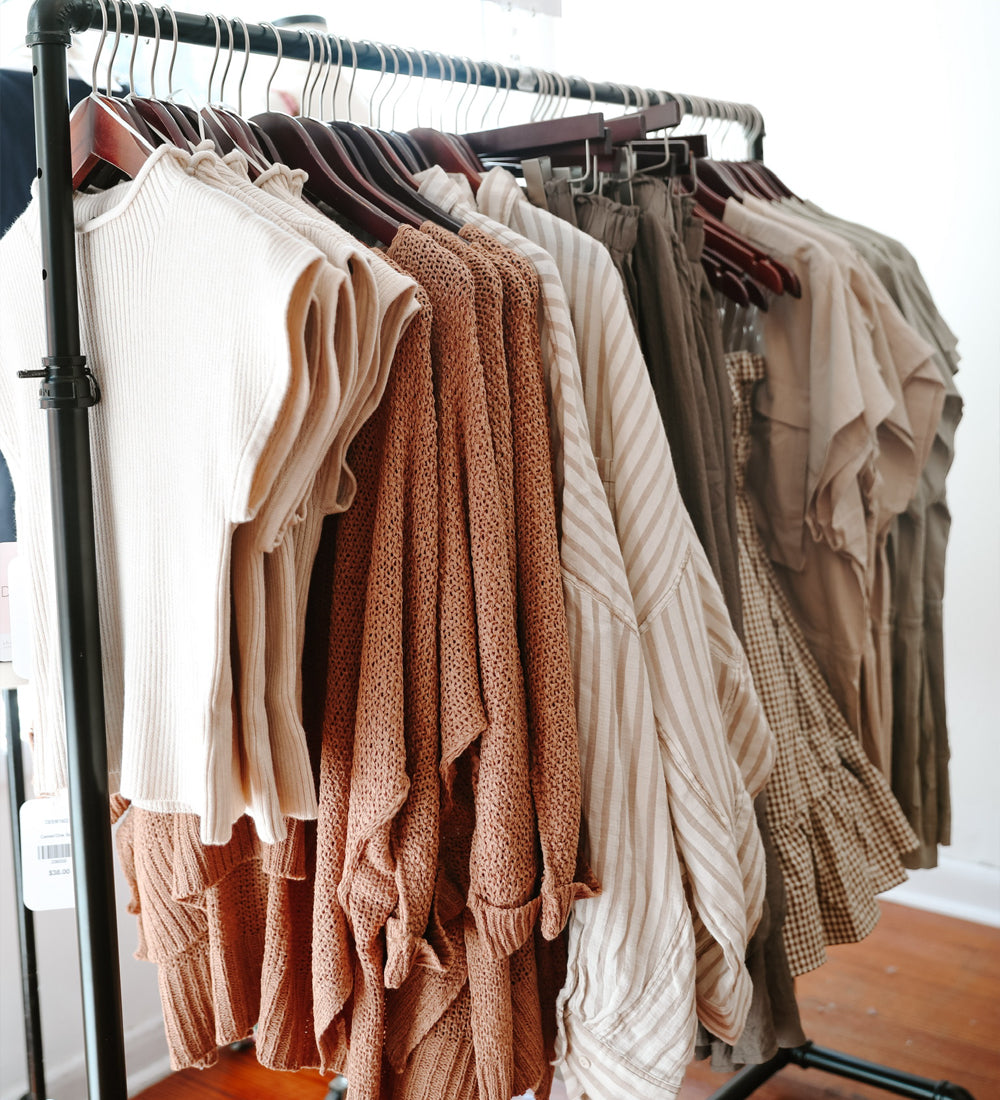 IN STORE RACK WITH LIGHT FALL KNITS