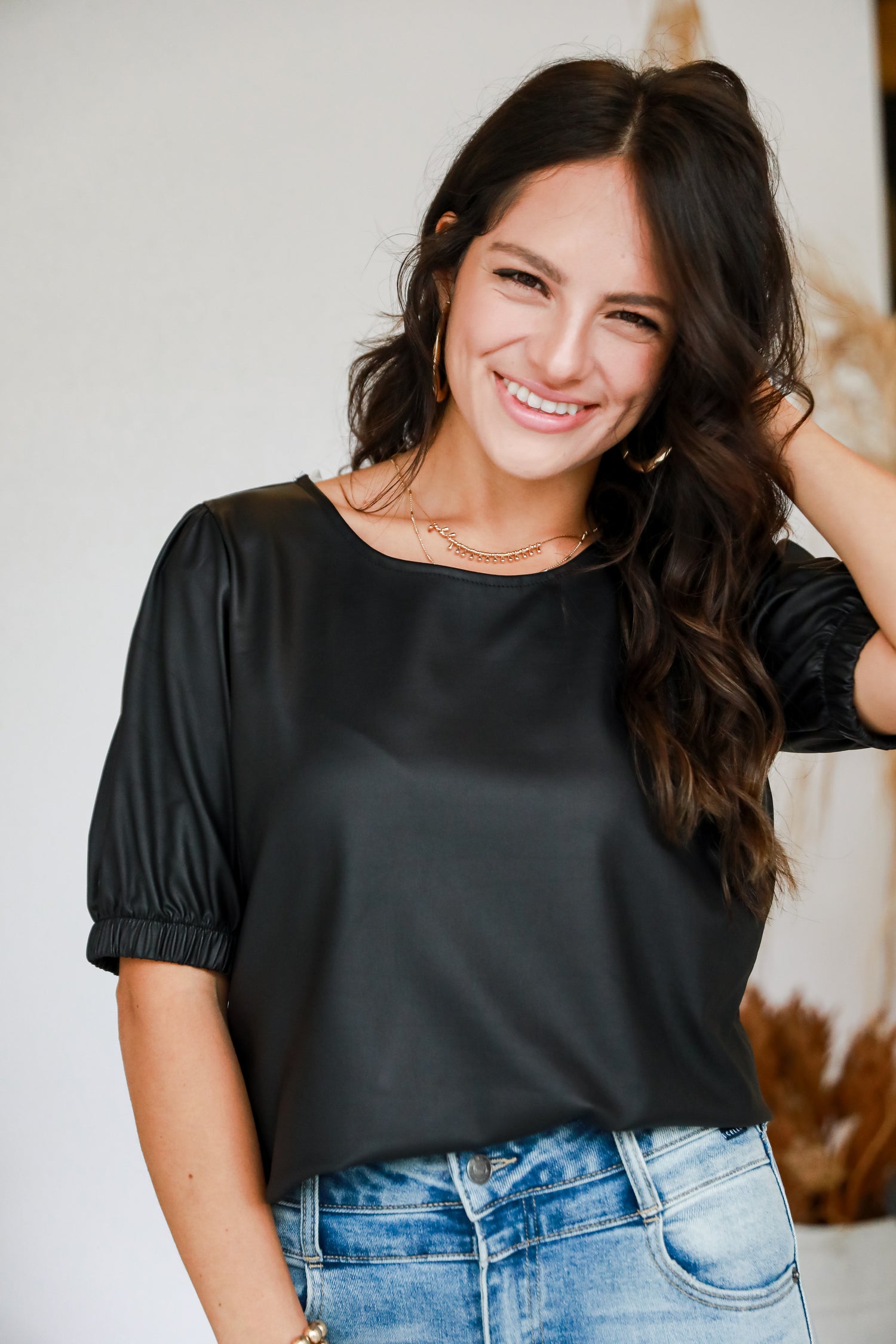 trendy black tops for women