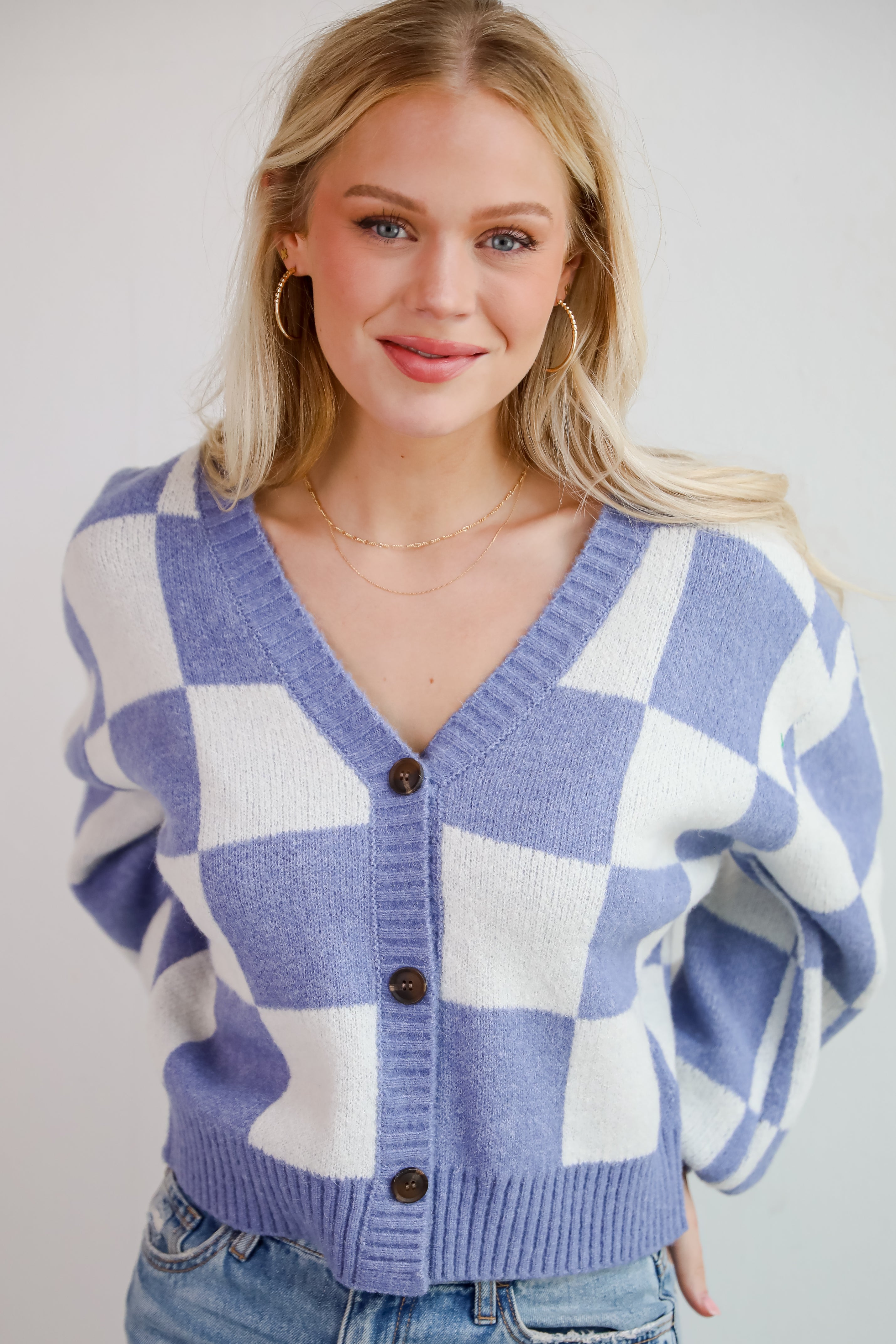 Cuddly Effect Checkered Sweater Cardigan