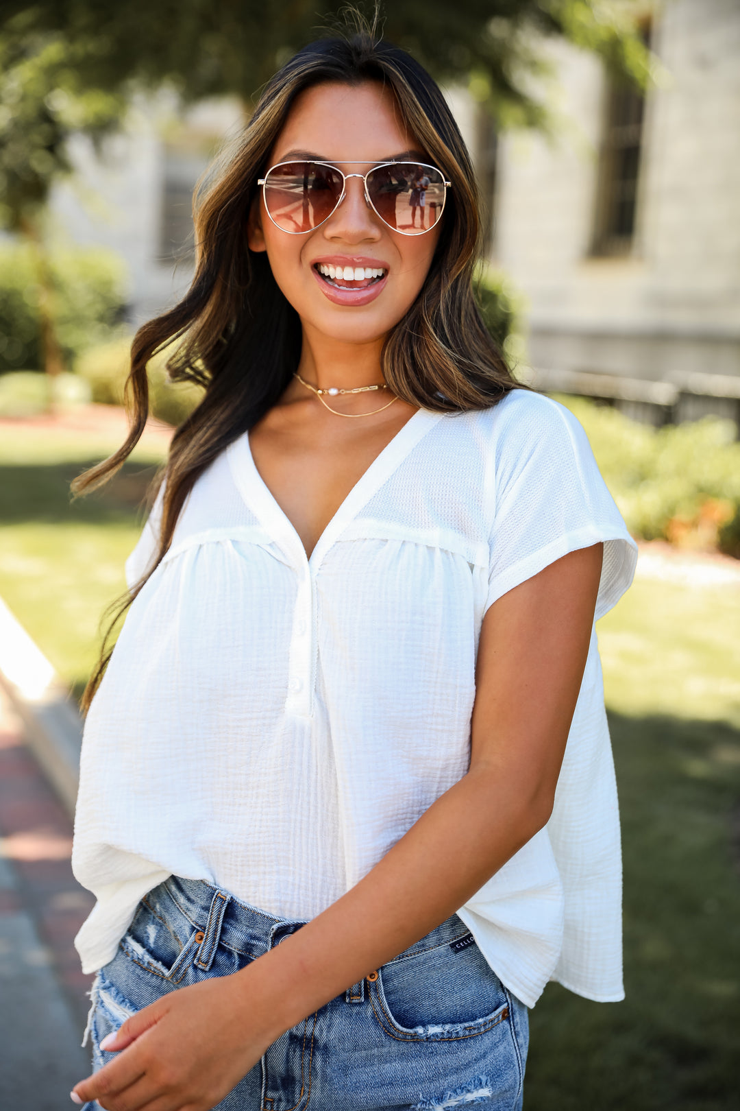 Charming Excellence Linen Contrast Top