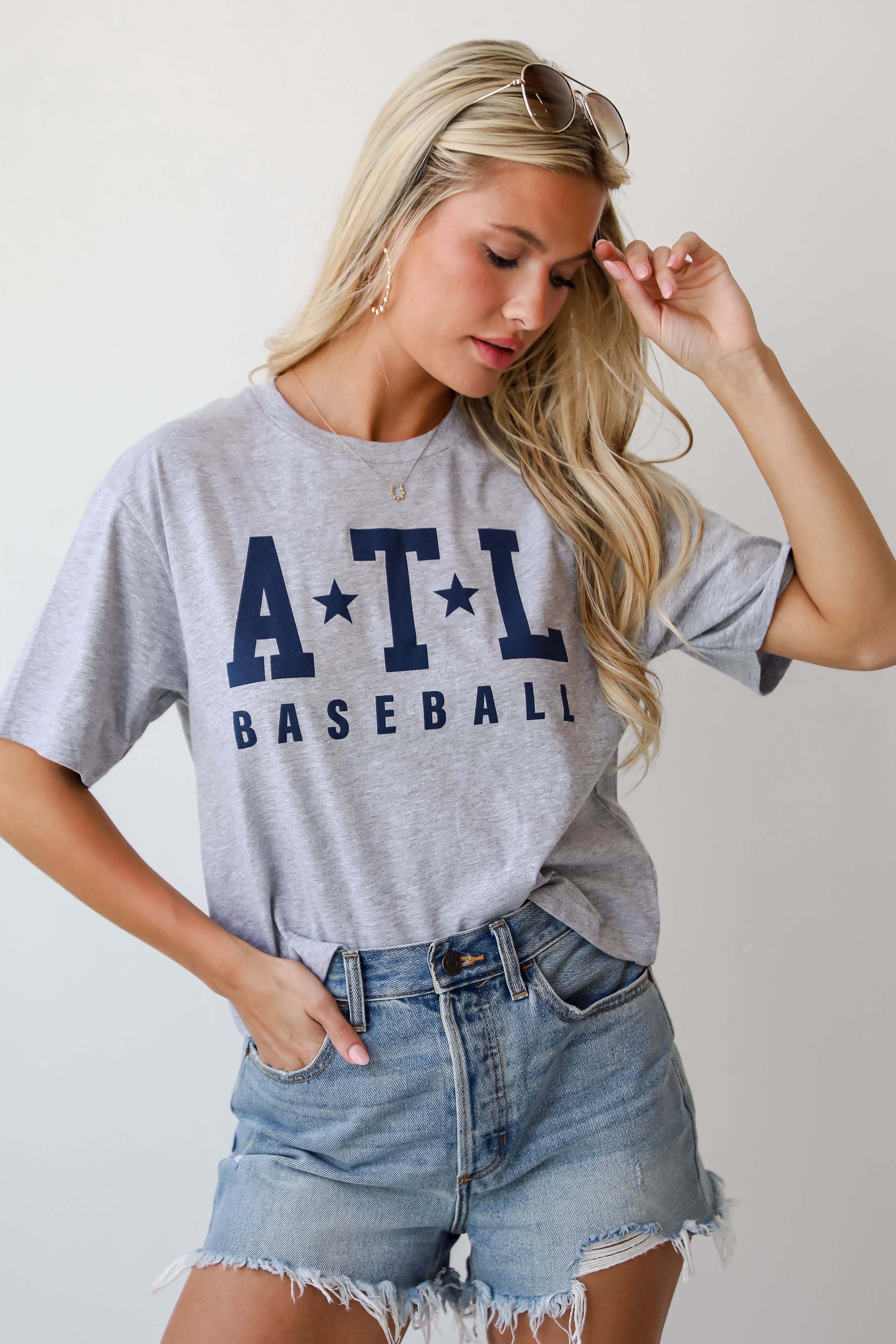 braves t shirt