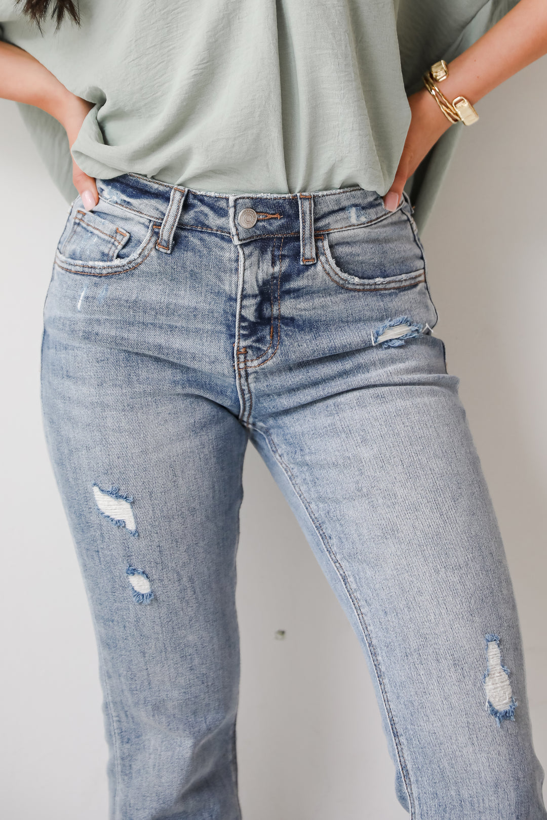 vervet Light Wash Distressed High-Rise Kick Flare Jeans