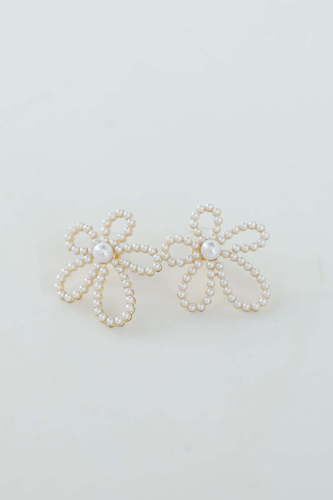 Eve Gold Pearl Flower Stud Earrings