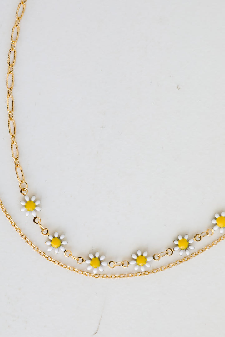 daisy necklace