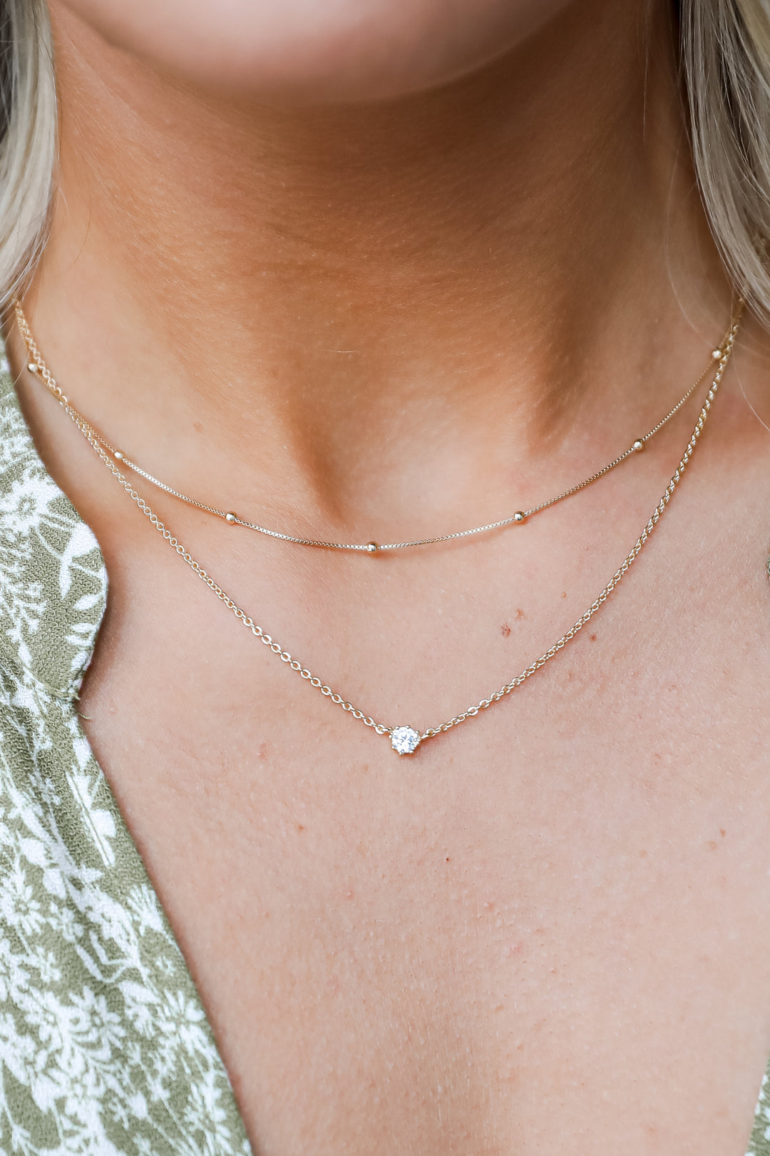 dainty necklaces