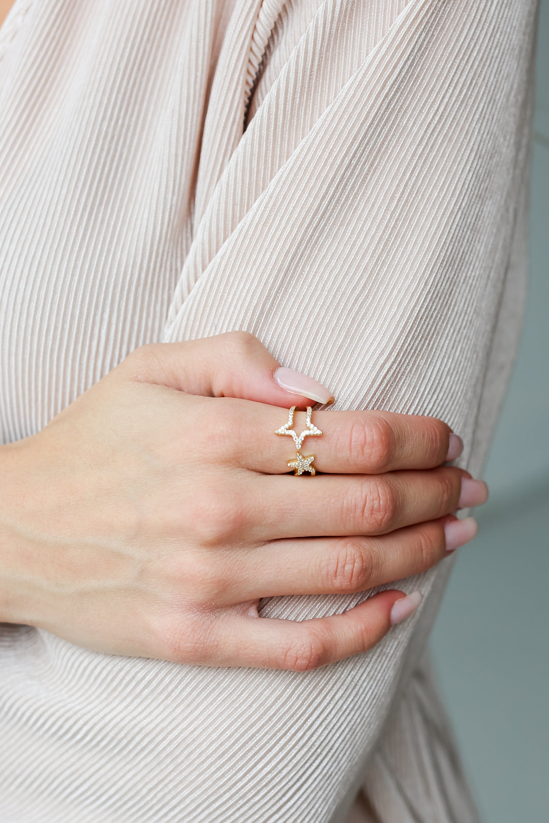 Gold Rhinestone Star Ring