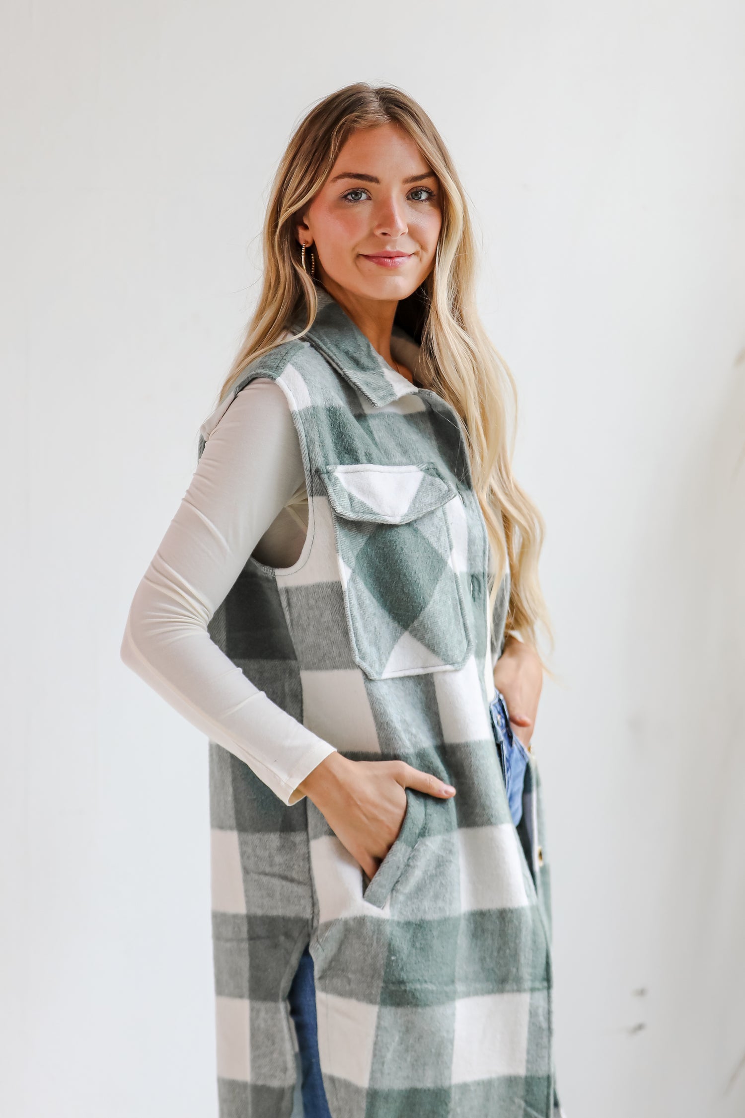 Sophisticatedly Cozy Plaid Longline Vest