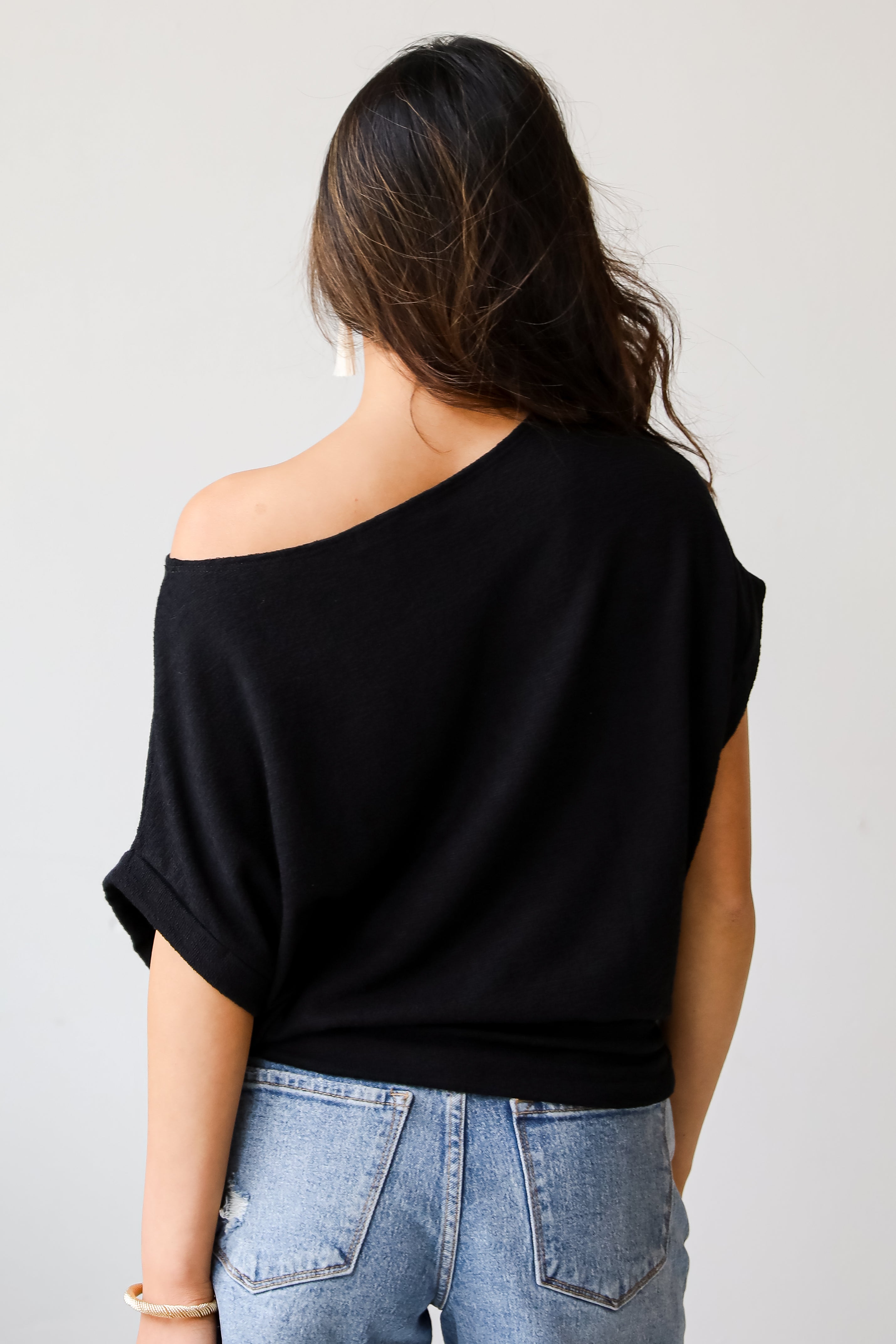 black casual top