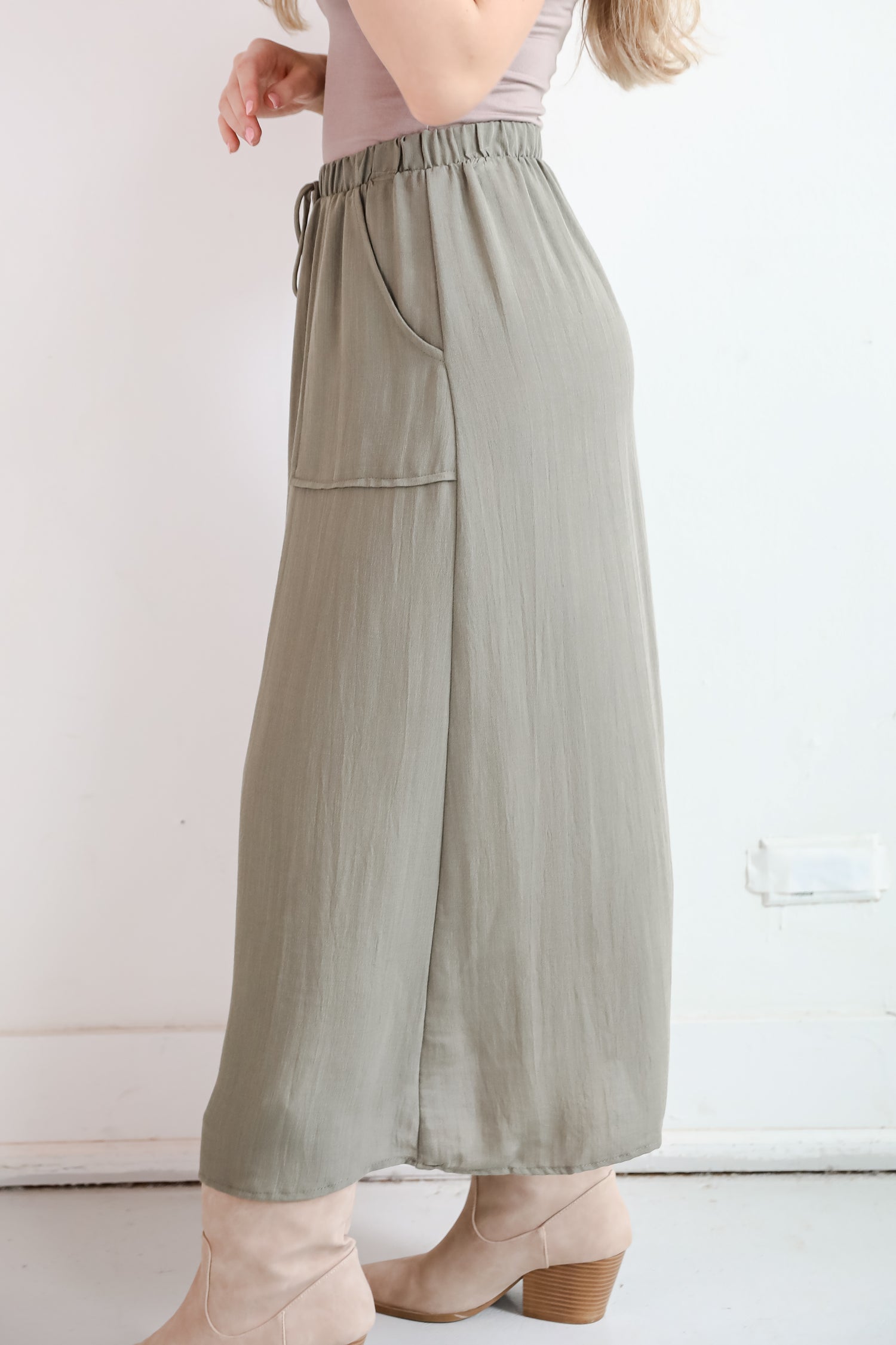 Glorious Invite Olive Maxi Skirt