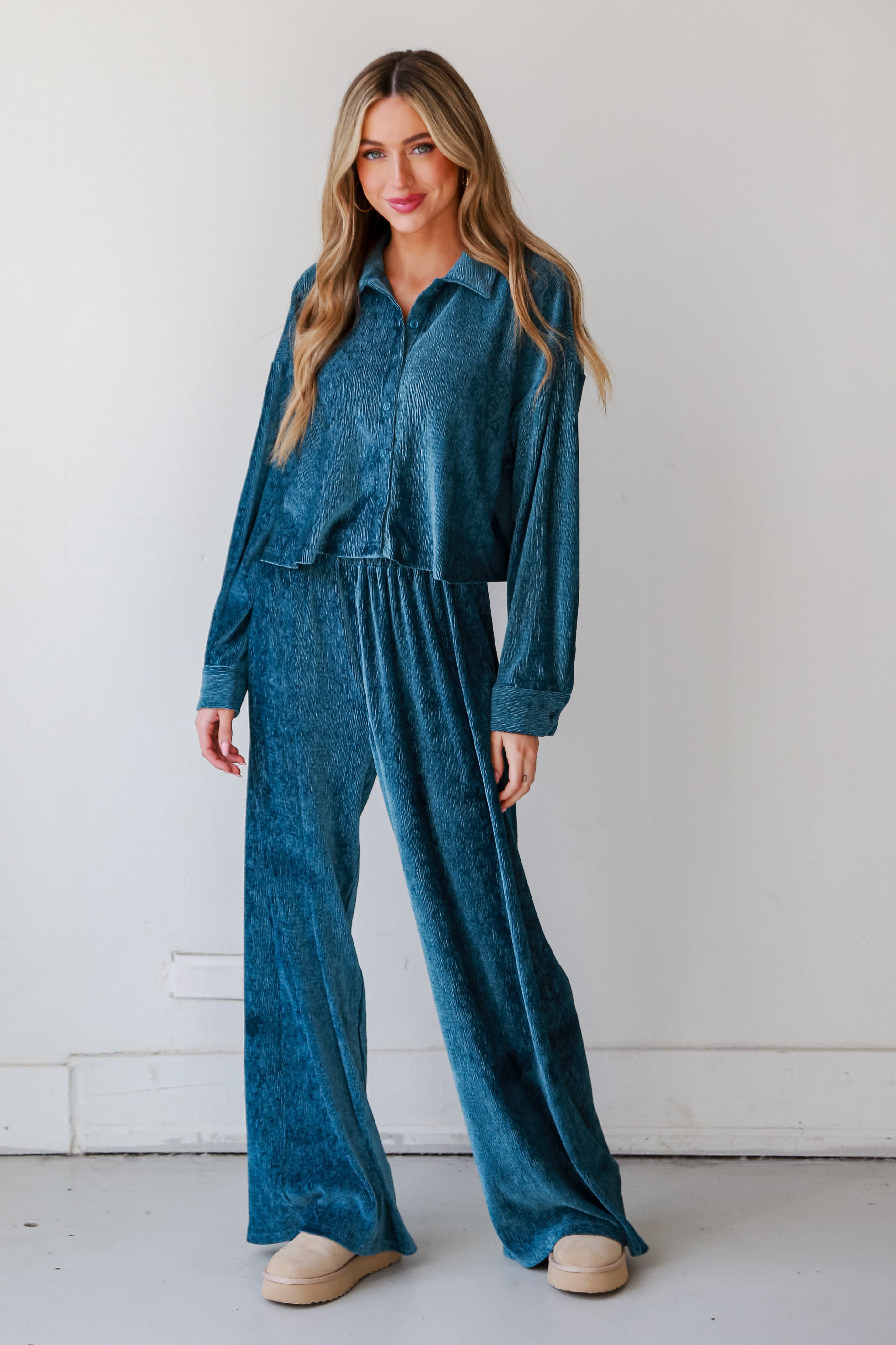 Teal Velvet Plisse Pants on model