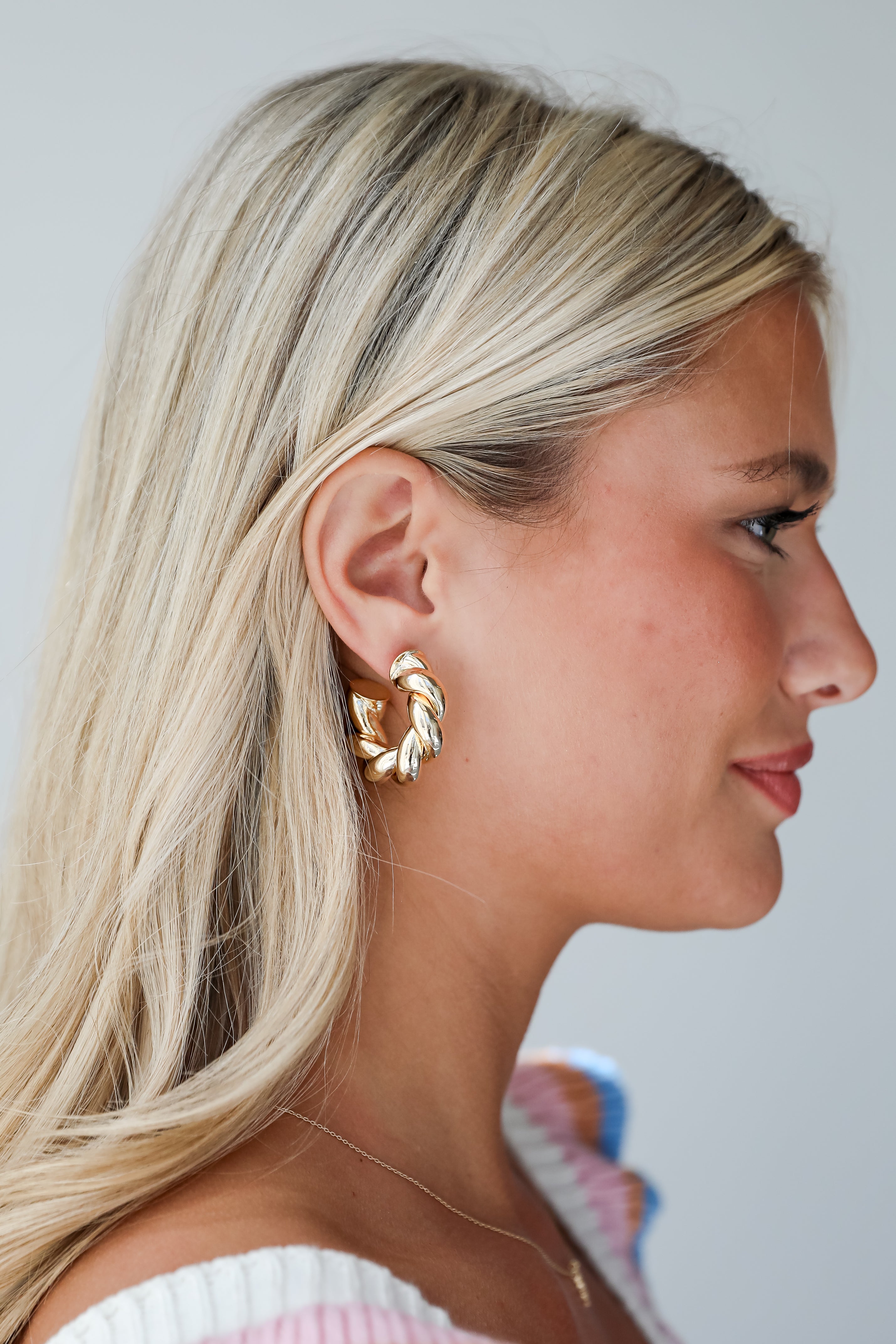 trendy earrings