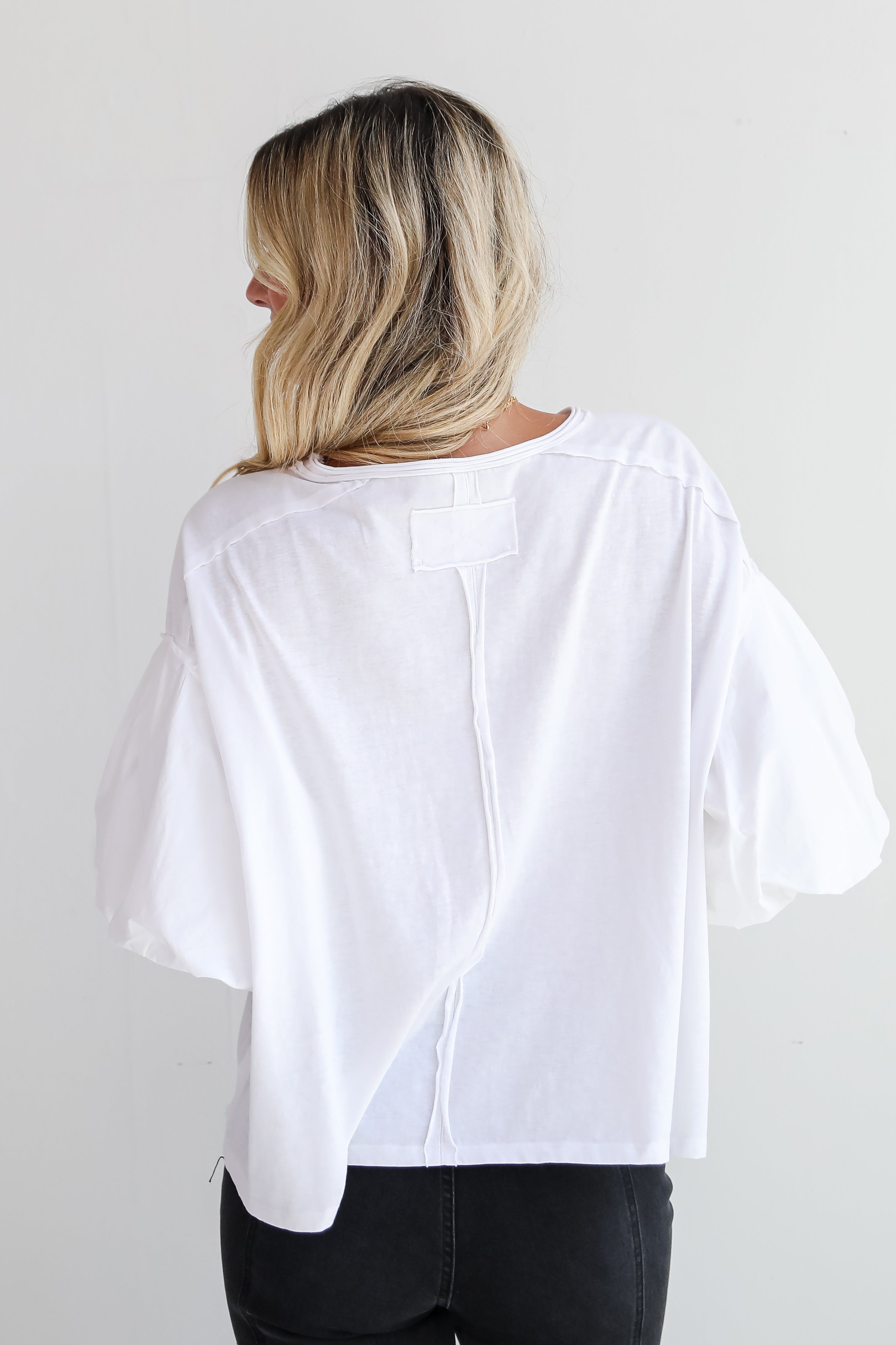 Poised Performance White Contrast Puff Sleeve Top