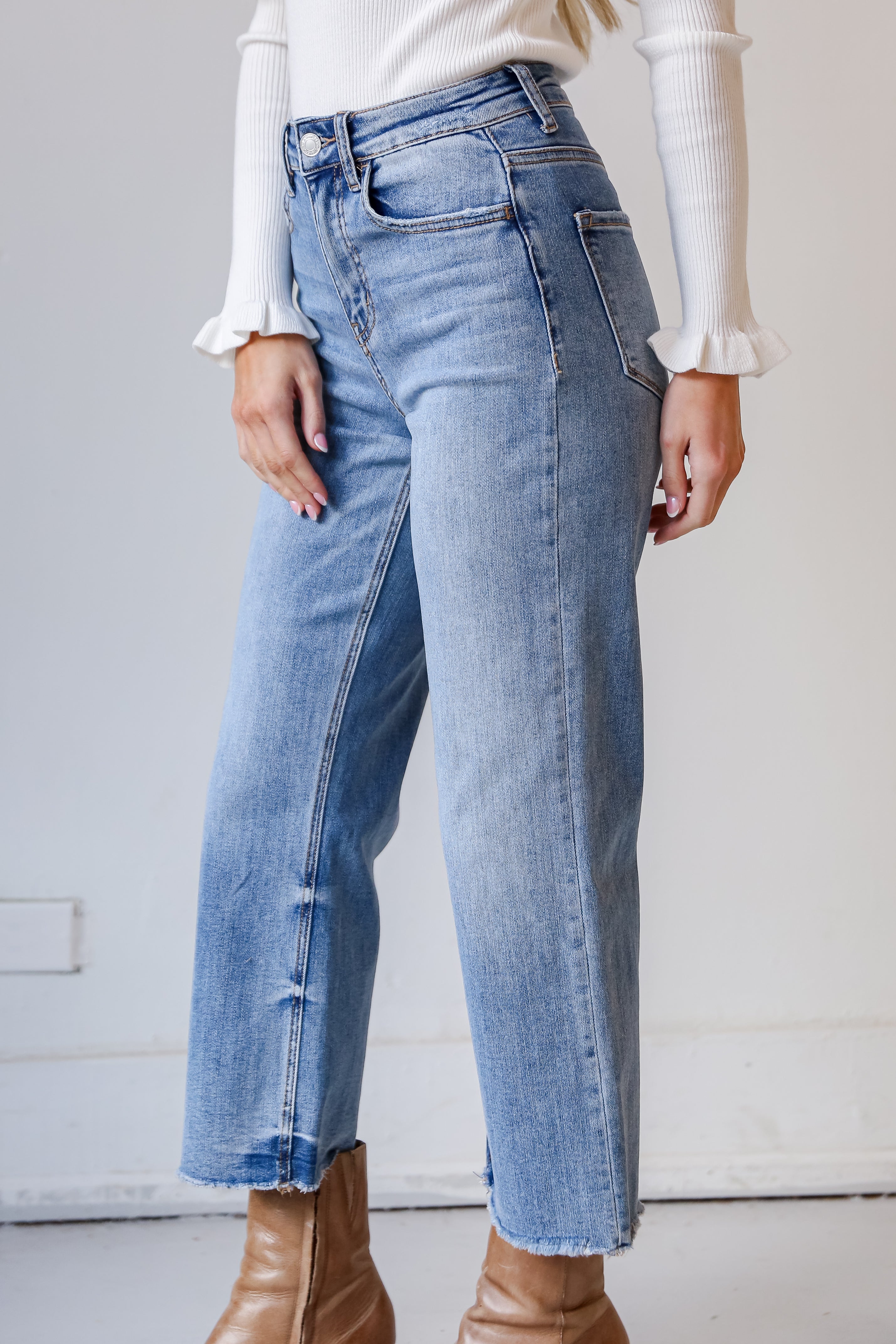 high-waisted Medium Wash Wide Leg Jeans