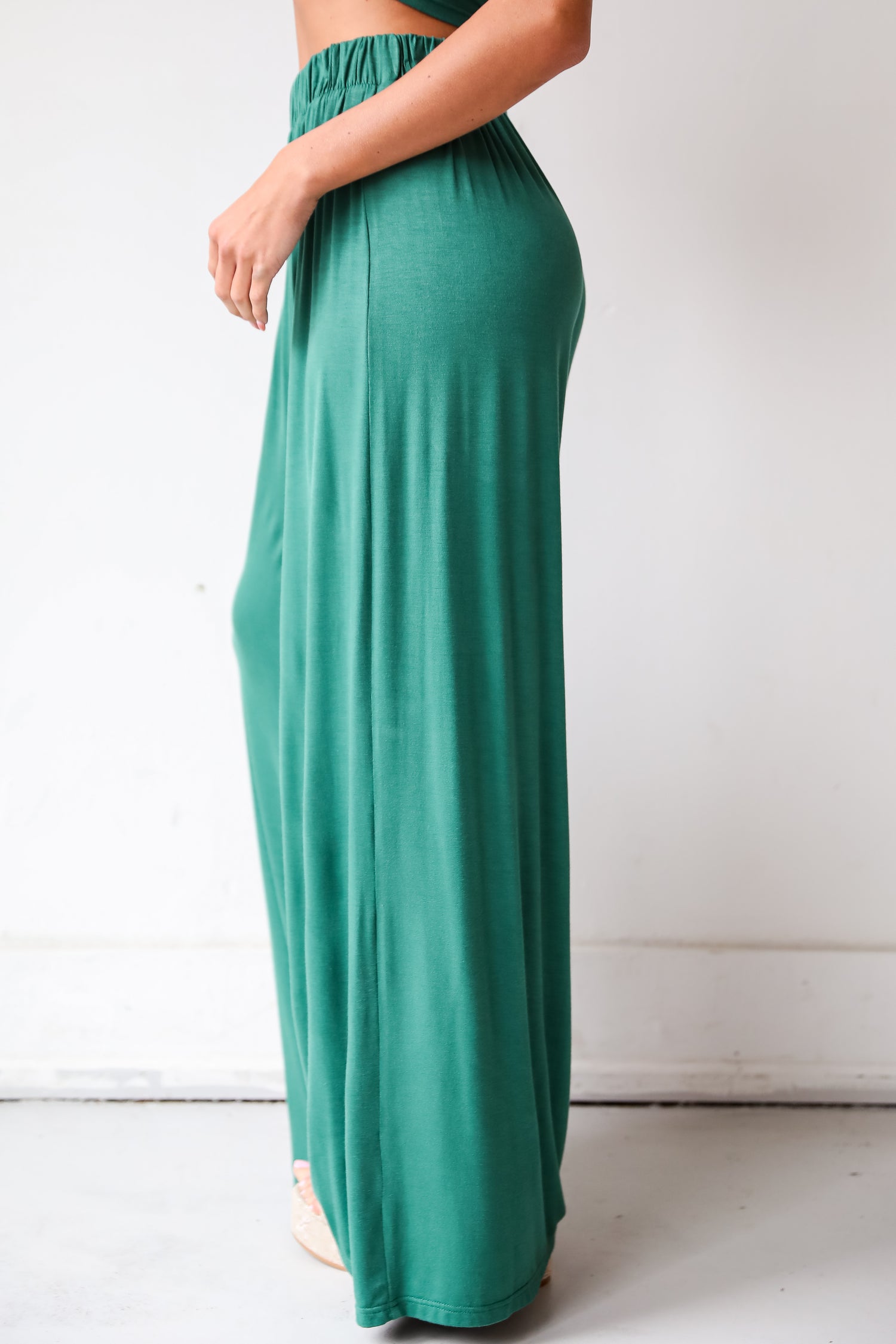 green wide leg Pants