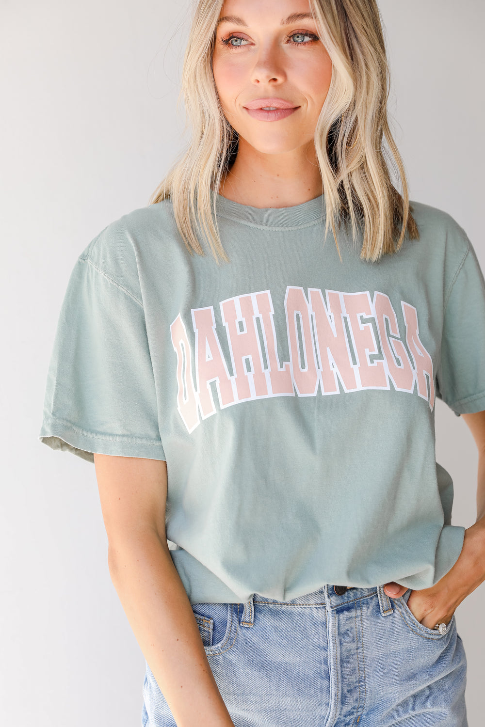 Sage Dahlonega Tee from dress up