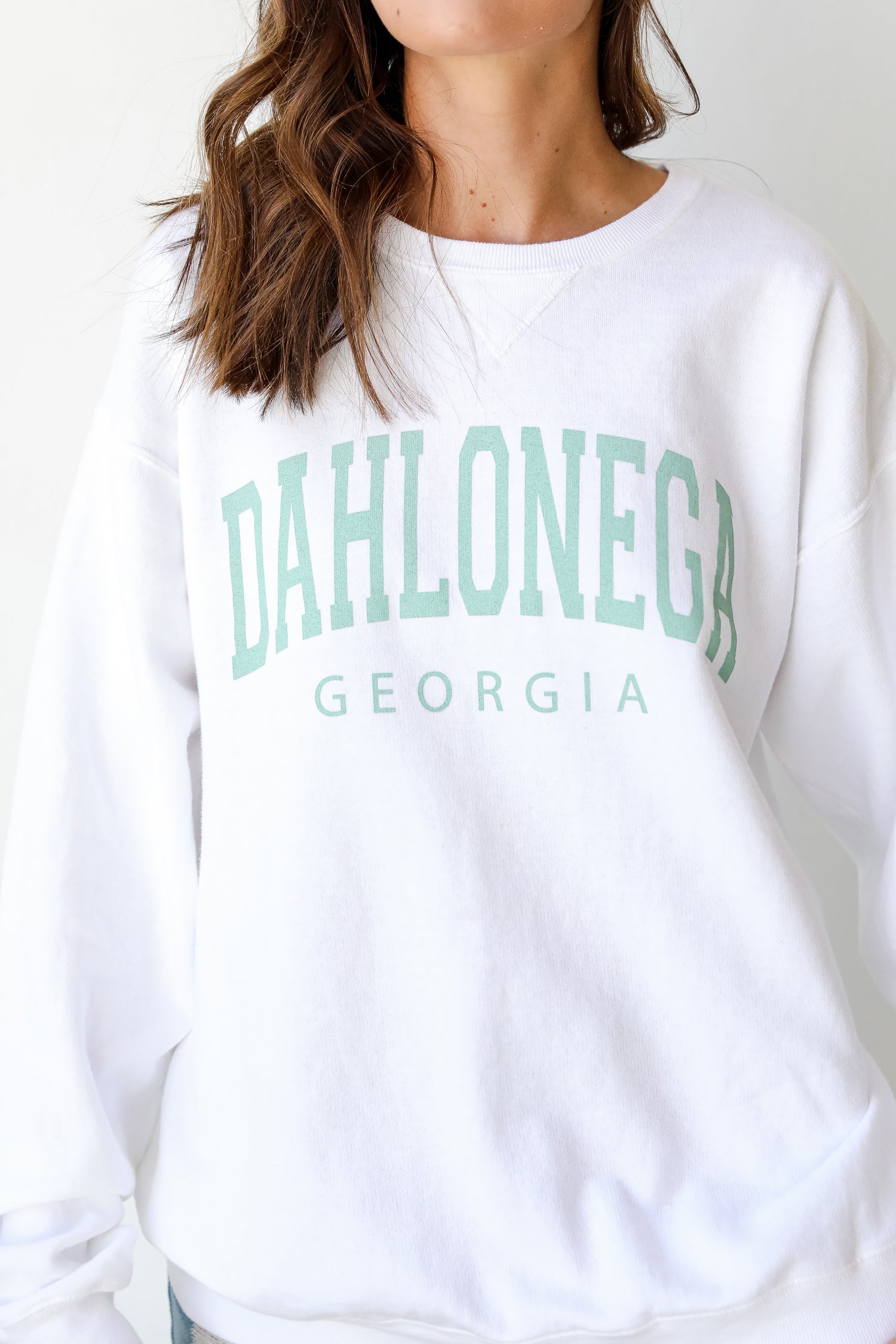 White Dahlonega Georgia Pullover front view