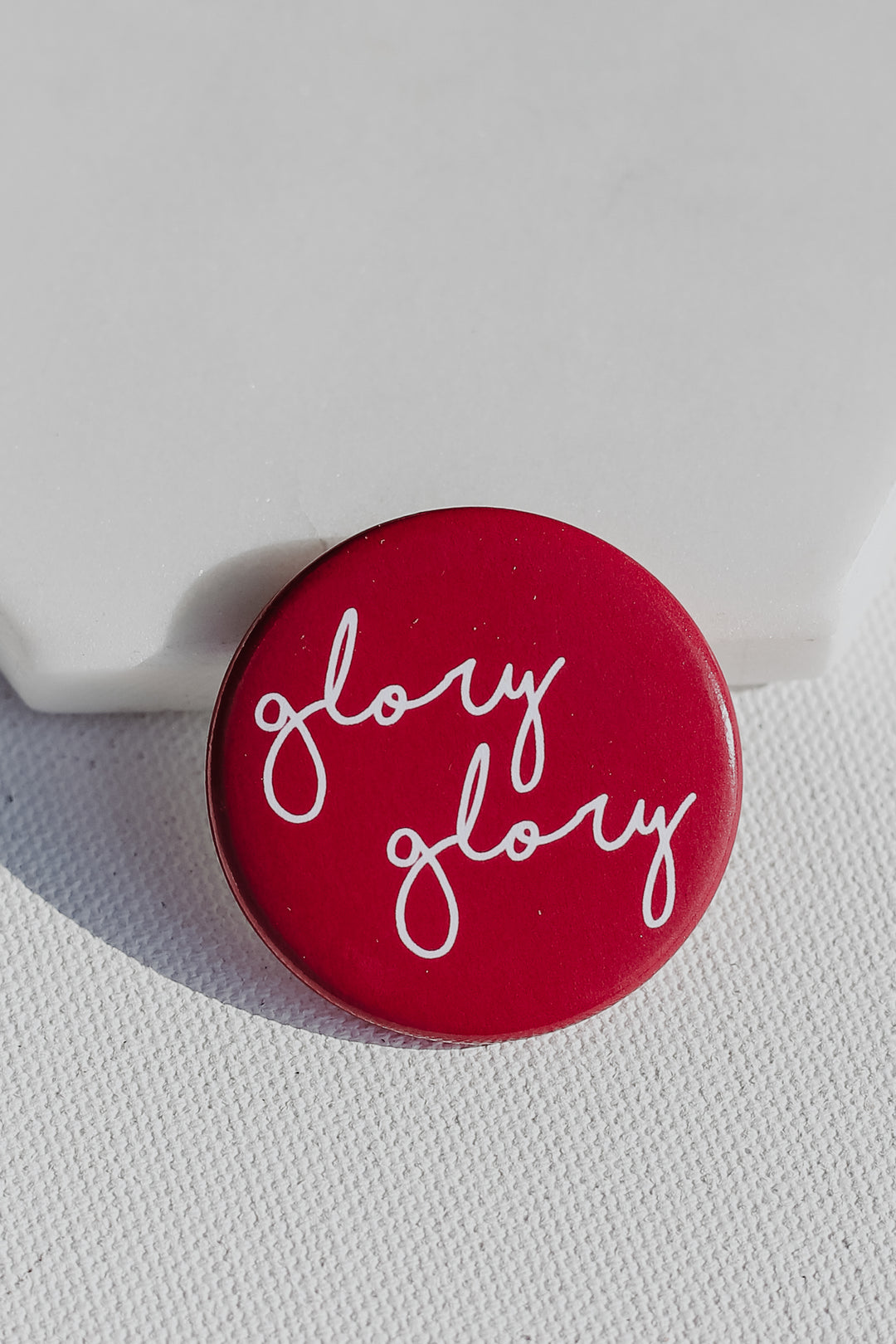 Red Glory Glory Button