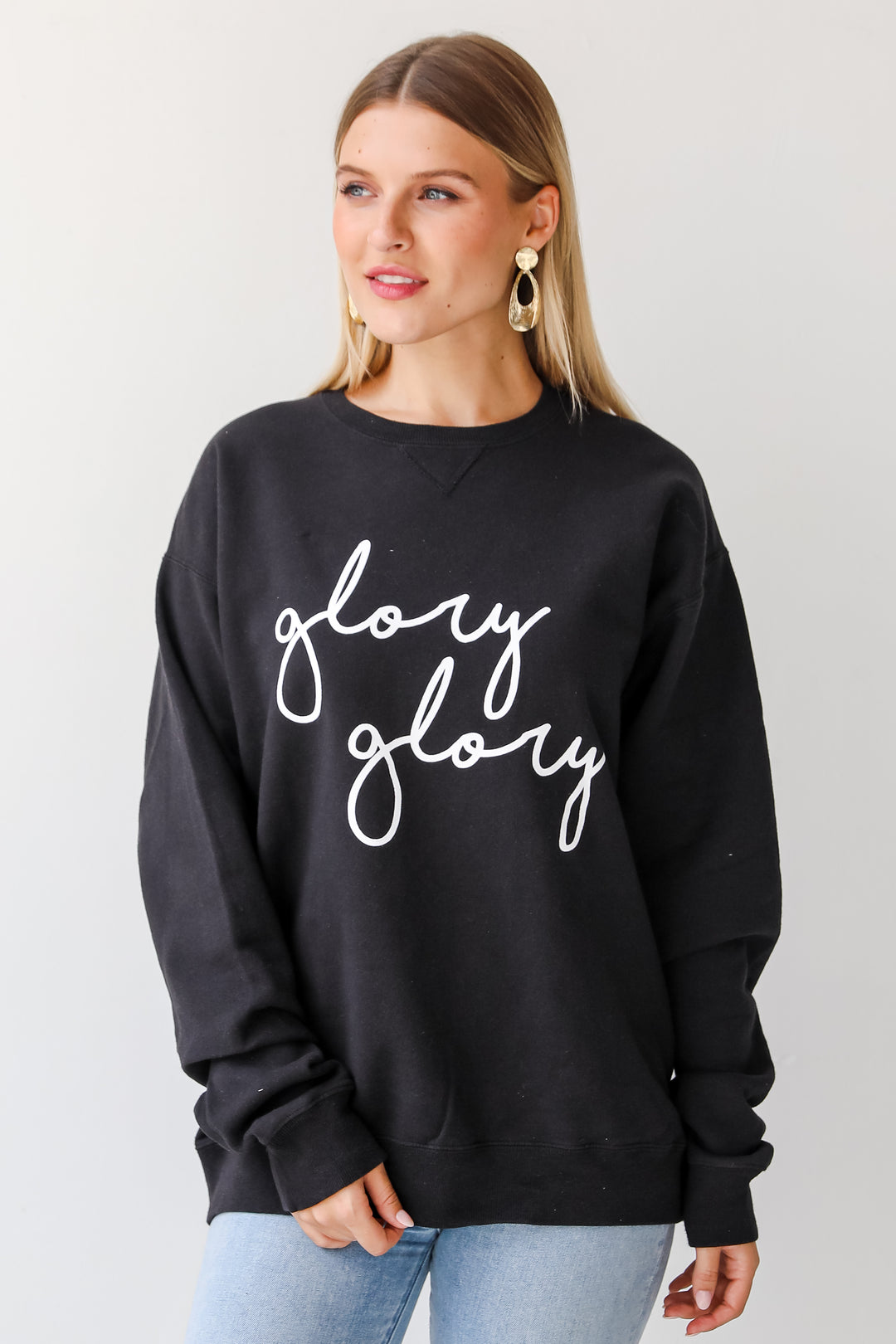 Black Glory Glory Script Pullover. Graphic Sweatshirt. Braves Sweatshirt. Braves Game Day Sweatshirt