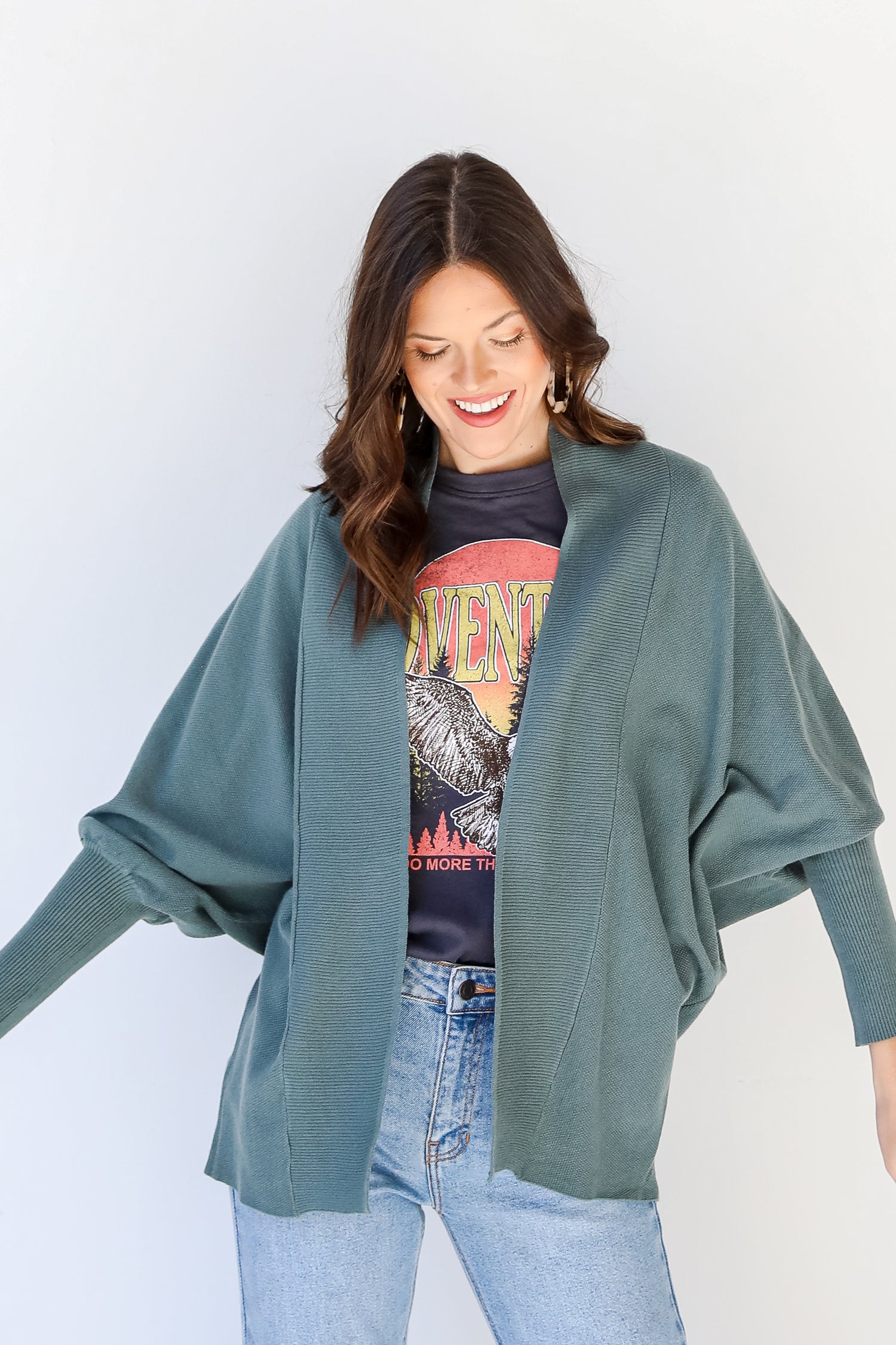 Cardigan in green on model