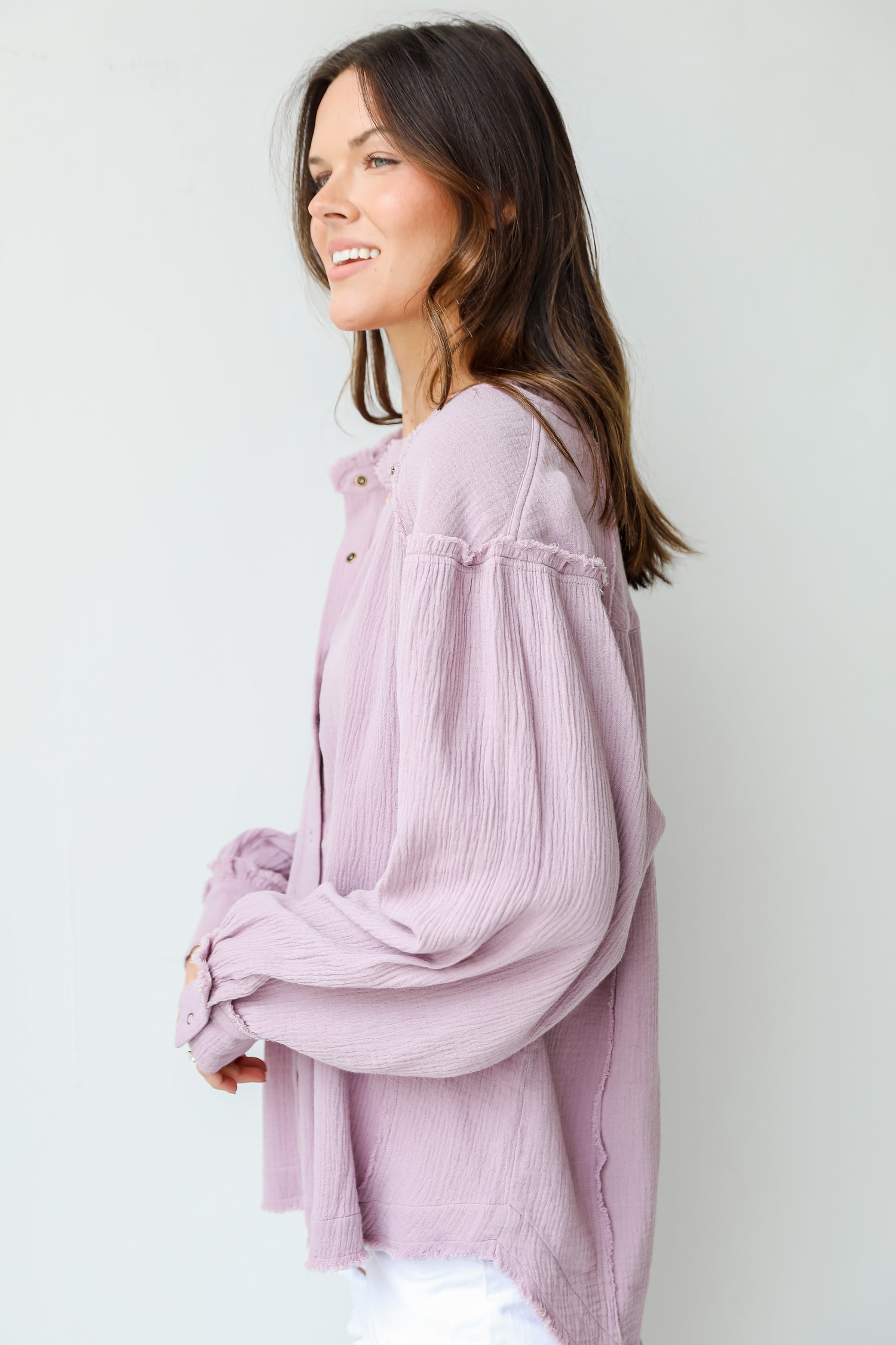 Linen Blouse in mauve side view