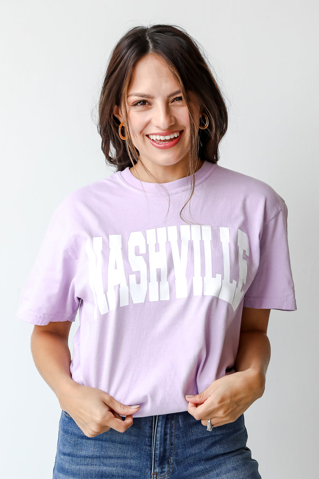 Lavender Nashville Tee on model