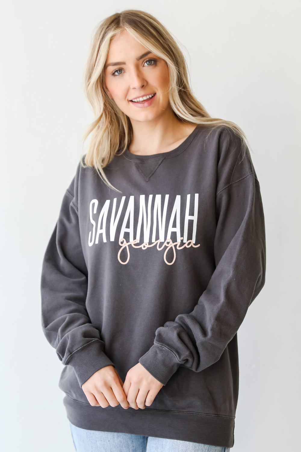 Charcoal Savannah Georgia Script Pullover on model